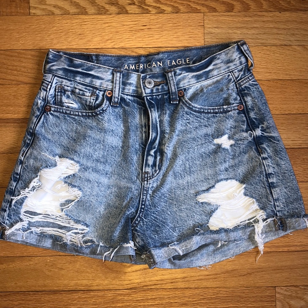 American Eagle Mom Jean Shorts
